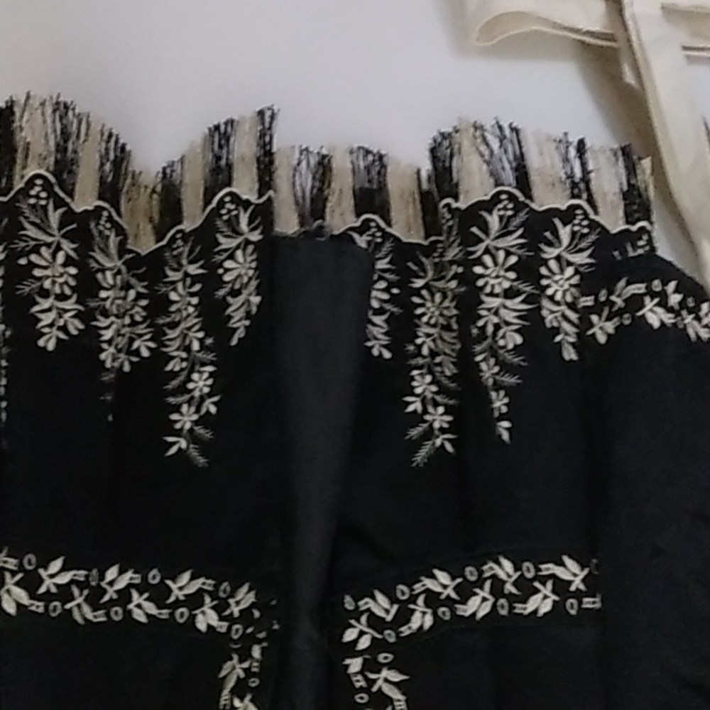Jacket - Picture 2 of 3